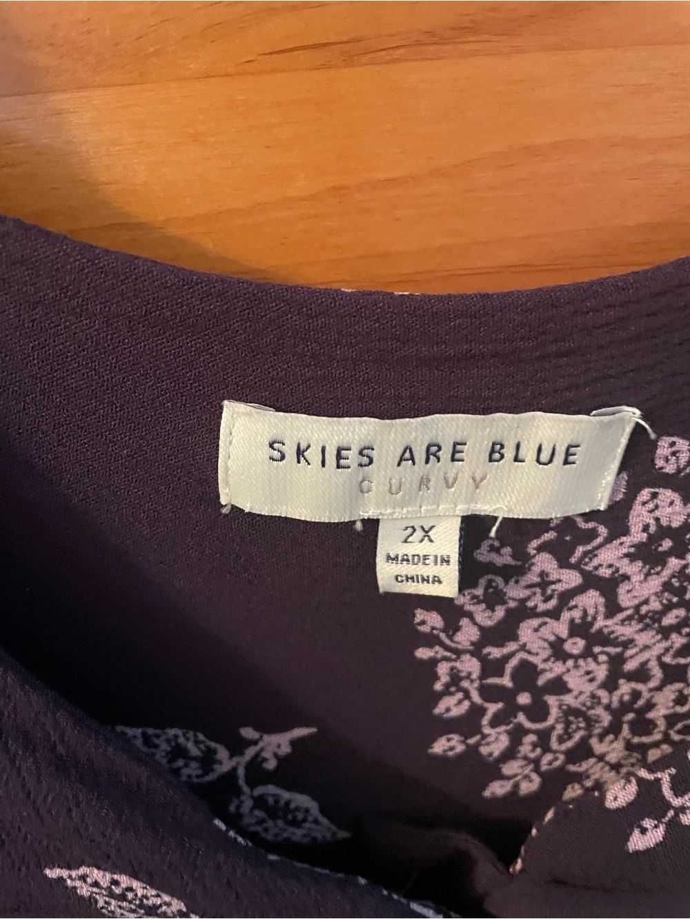 Women’s Navy Floral V-neck Button-Front Blouse with 3/4 sleeves, Plus 2X, - Picture 2 of 7